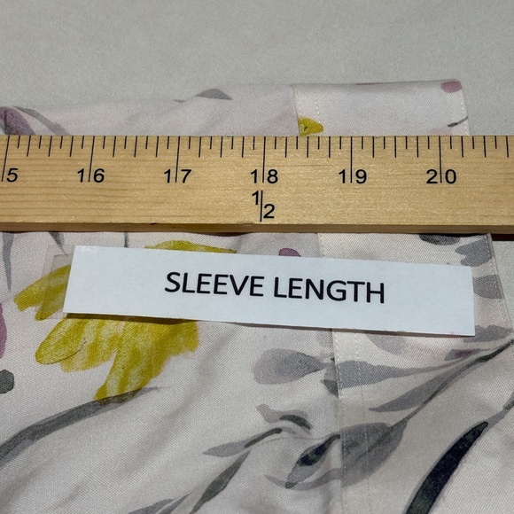 Chico's Womens Long Sleeve Button Up Tunic Shirt 22W Breathable Office Business - Picture 8 of 9